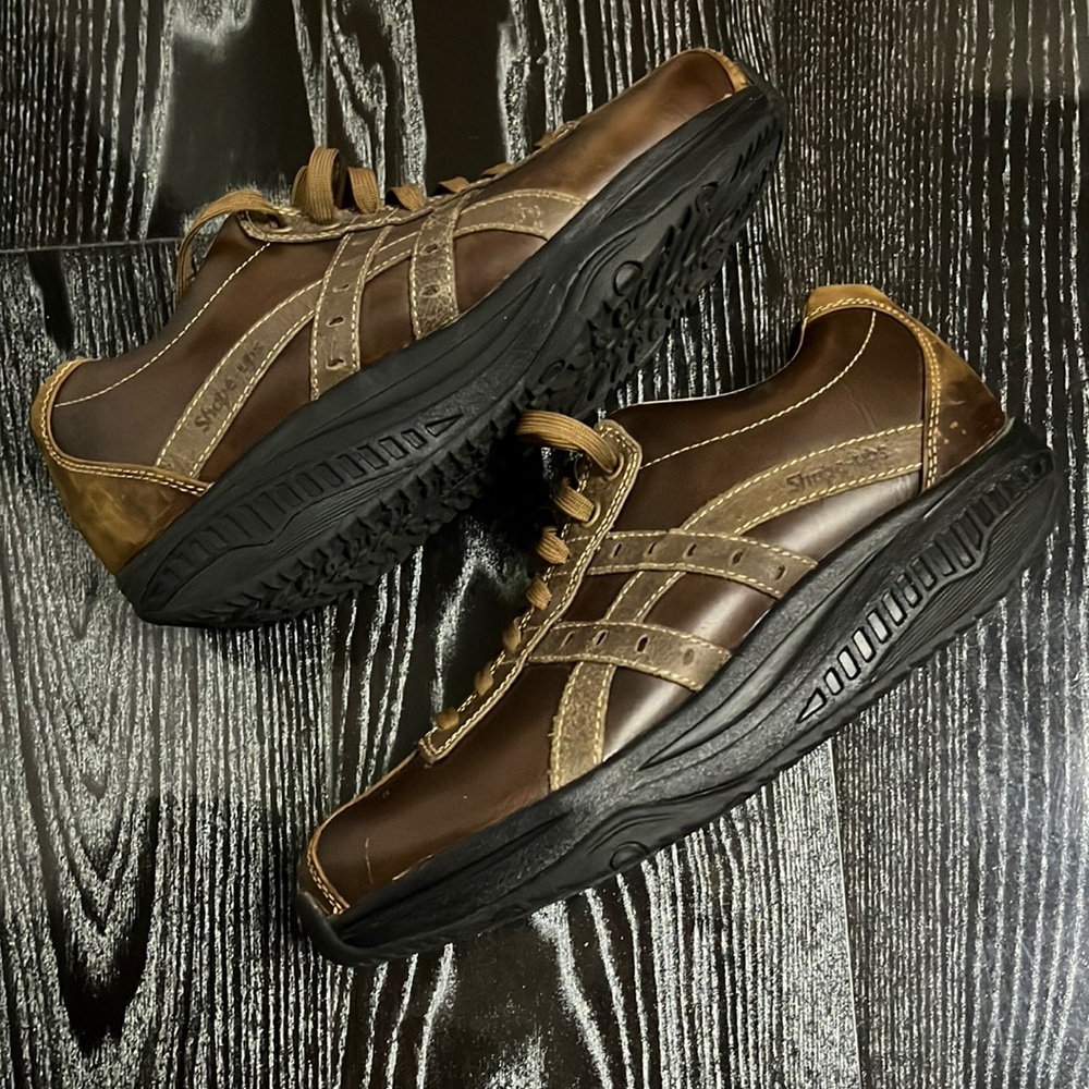 Sketchers shoes